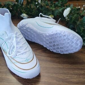 NWOT White and Gold High-Top Athletic Shoes with Padded Ankle EU 41 US Size 8.5